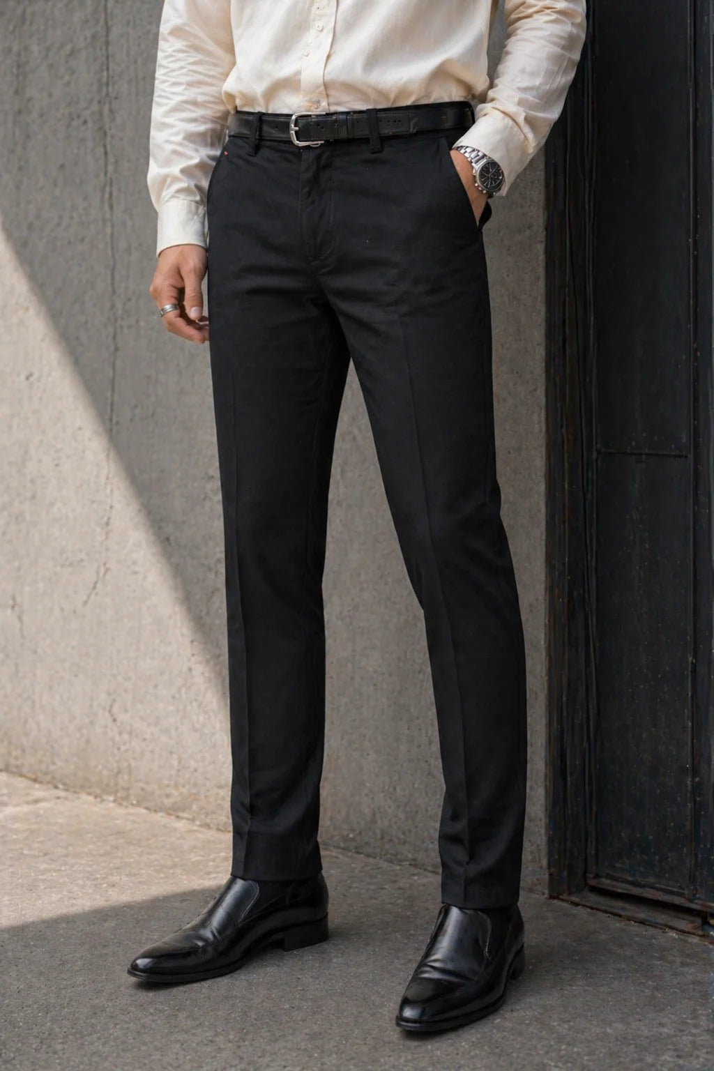 Slim-Fit Essential Dress Pants – Premium Tailored Chinos in Jet Black