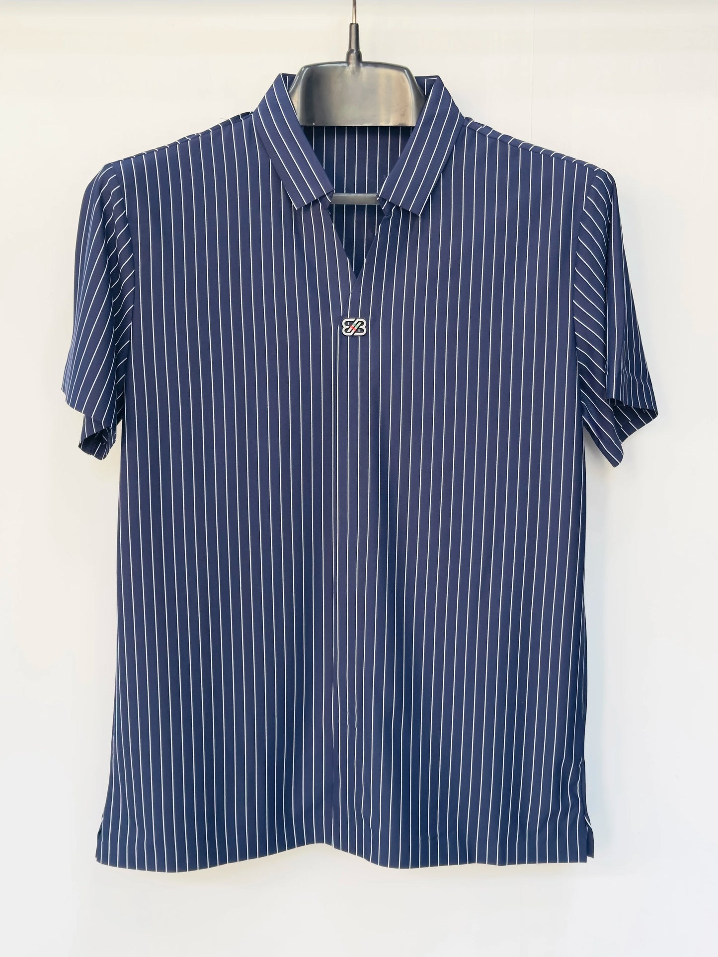 Men's Slim-Fit Vertical Pinstripe Polo Shirt - Modern Retro Style