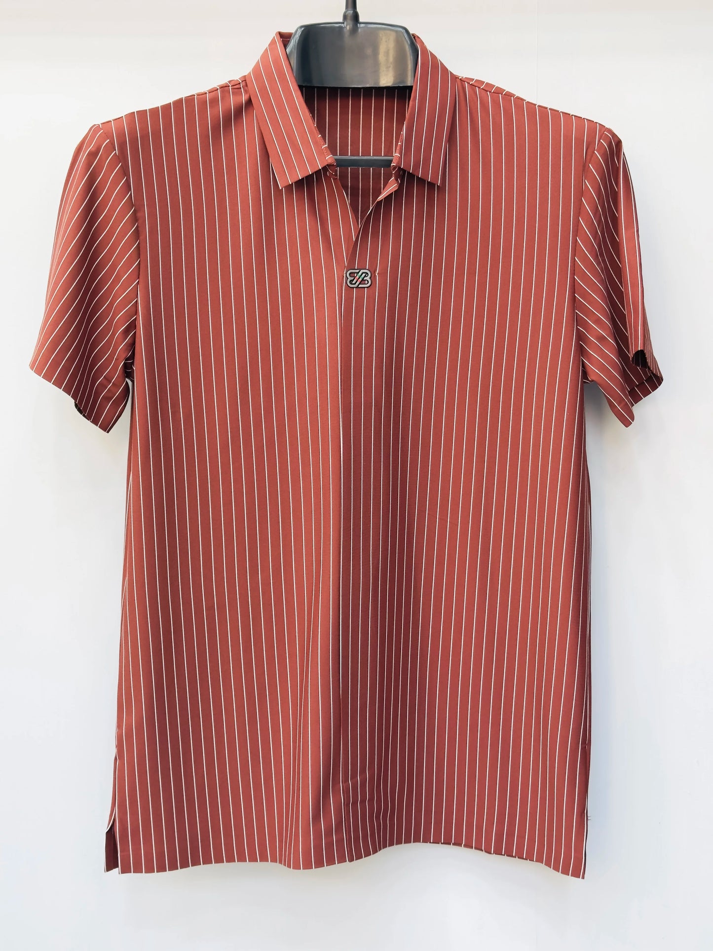 Men's Slim-Fit Vertical Pinstripe Polo Shirt - Modern Retro Style