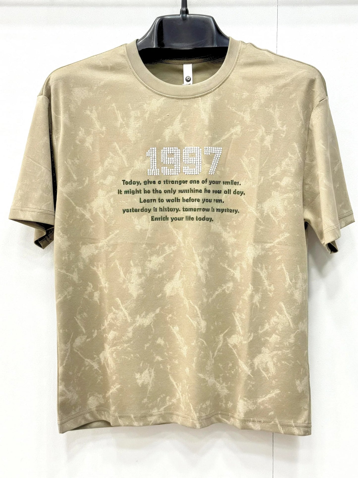 Vintage 1997 Graphic Tee – Acid Wash Urban Streetwear T-Shirt