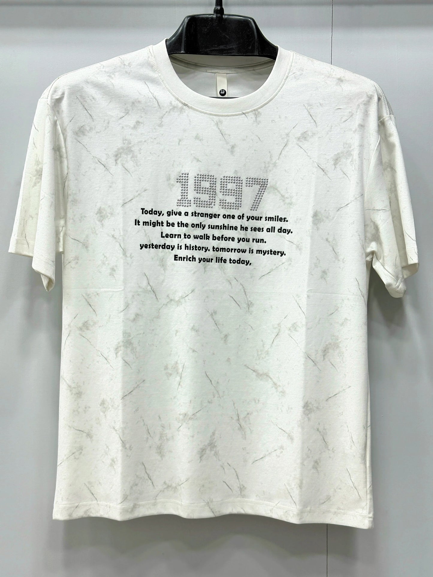 Vintage 1997 Graphic Tee – Acid Wash Urban Streetwear T-Shirt